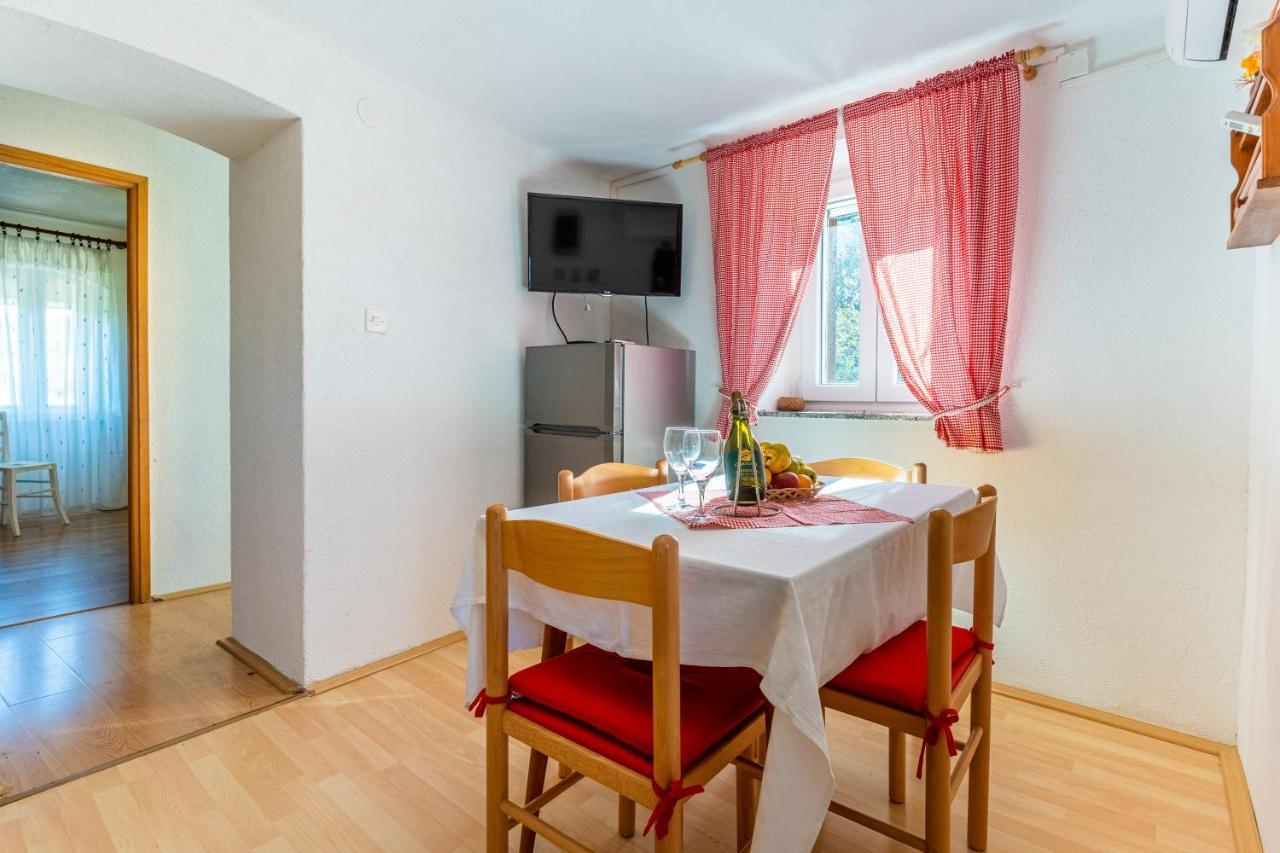 Apartmani Valun1 Exteriör bild